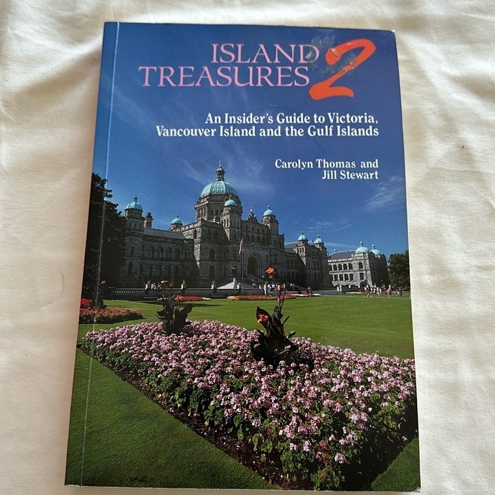 Island treasures to an insiders guide to Vancouver Island 1990